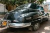 a-vos-marques-photos-de-classic-cars-de-cuba-collection-roll-in-la-habana-charles-guy-45 thumbnail