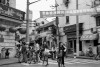 ambiance-rue-nb-serie-brut-de-shanghai-par-charles-guy thumbnail