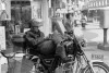 ambiance-rue-nb-serie-brut-de-shanghai-par-charles-guy-11 thumbnail