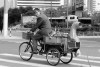 ambiance-rue-nb-serie-brut-de-shanghai-par-charles-guy-3-2 thumbnail