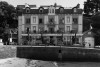 architecture-balneaire-noir-et-blanc-dinard-cote-d-emeraude-photo-par-charles-guy-10 thumbnail