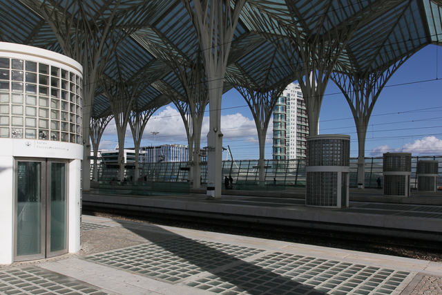 Estação do Oriente à Lisbonne de l'architecte Santiago Calatrava - Photo de Charles GUY