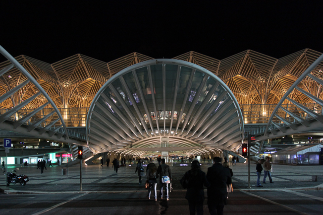 Estação do Oriente à Lisbonne de l'architecte Santiago Calatrava - Photo de Charles GUY
