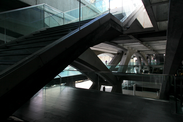 Estação do Oriente à Lisbonne de l'architecte Santiago Calatrava - Photo de Charles GUY