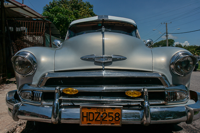 Chevrolet Suburban Deluxe - 1951 - Classic car - Automobiles américaines des années 50 à Cuba - Photo Charles GUY