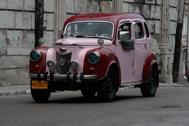 Ford Prefect - Fin 40 - La Havane - Voiture de rêve - Classic cars de Cuba - Photos de Charles GUY
