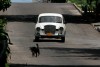 les-europeennes-photos-de-classic-cars-de-cuba-collection-roll-in-la-habana-charles-guy-8 thumbnail