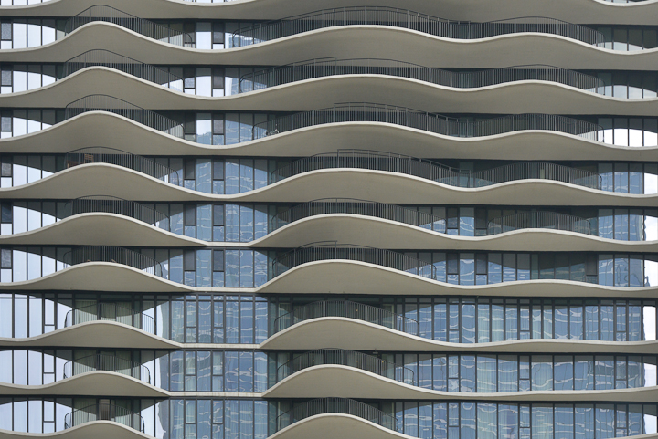 Aqua-Tower-Chicago-photo-Charles-GUY-4