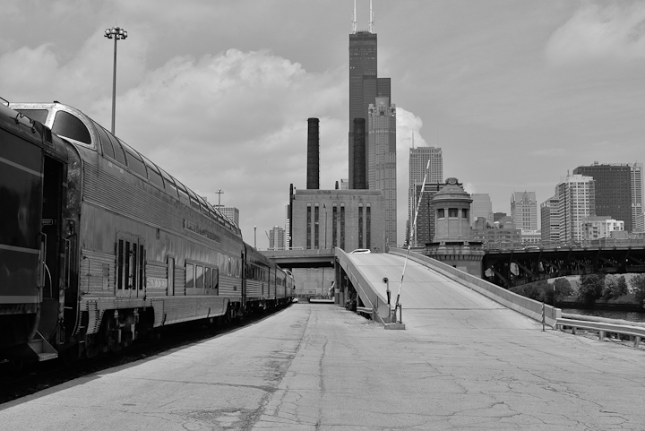 Metra-railroad-Yard-Chicago-photo-Charles-Guy-2