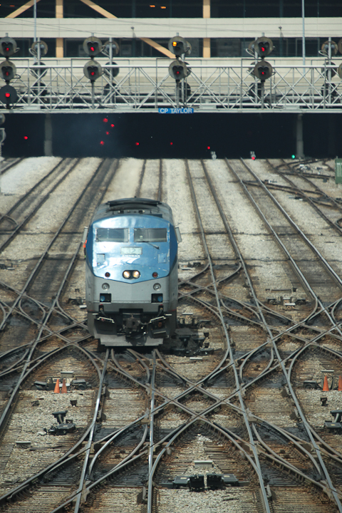 Metra-railroad-Yard-Chicago-photo-Charles-Guy-8