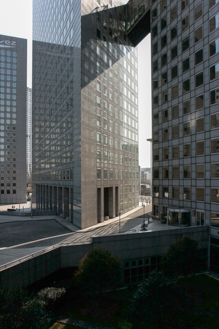 photos-de-paris-la-defense-serie-secrets-defense-charles-guy-32