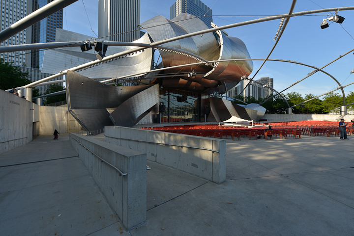 Jay-Pritzker-Pavillion-Frank-Gehry-Chicago-photo-Charles-Guy-3