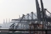 Port-a-container-de-Hong-Kong-de-nuit-Photo-charles-Guy-b thumbnail