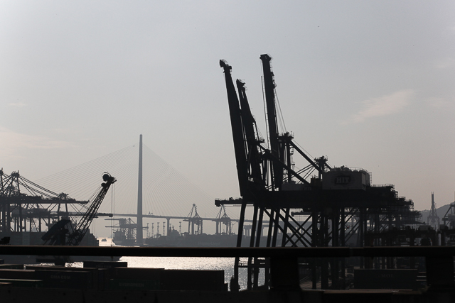 Port à containers de Hong Kong - Photo de Charles Guy