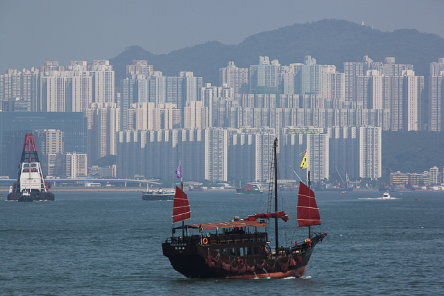 Hong Kong - Ton Univers Impitoyable - Photo Charles Guy