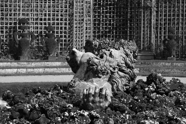 Versailles-en-noir-et-blanc-photos-de-Charles-Guy-15