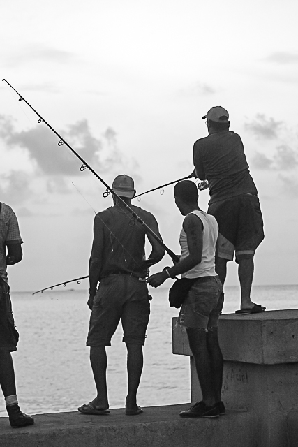 A la pêche à Cuba - Photo de Charles Guy - Collection 