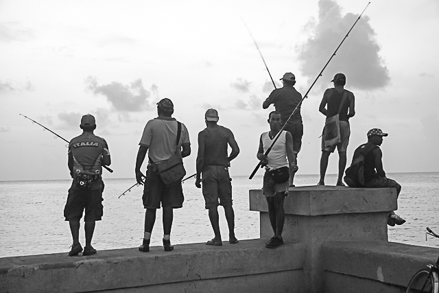 A la pêche à Cuba - Photo de Charles Guy - Collection 