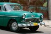 a-vos-marques-photos-de-classic-cars-de-cuba-collection-roll-in-la-habana-charles-guy-37 thumbnail