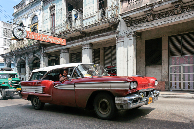 Voitures américaines des années 50 de Cuba - Série 