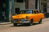 a-vos-marques-photos-de-classic-cars-de-cuba-collection-roll-in-la-habana-charles-guy-9 thumbnail
