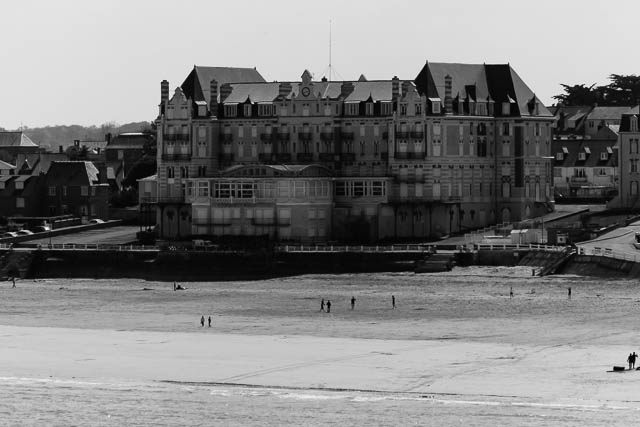 Architecture balnéaire de la Côte d'émeraude - Dinard, Saint Lunaire... Photo de Charles GUY