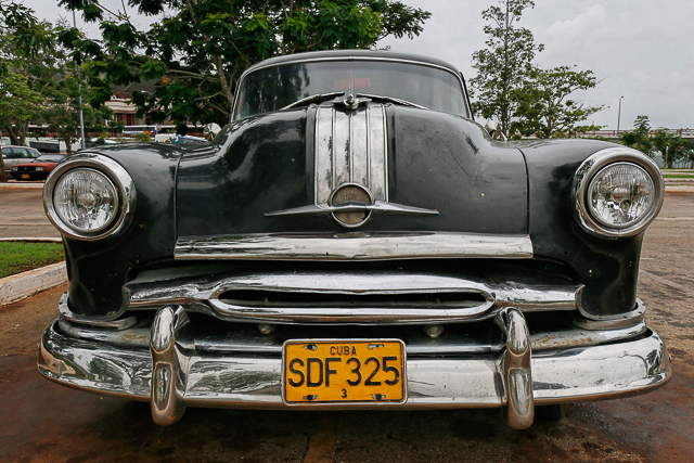 Pontiac Chieftain - 1954 - Classic car - Automobiles américaines des années 50 à Cuba - Photo Charles GUY