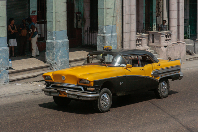 Buick Centuri 1958 customisée - Photo des classics cars de Cuba par Charles GUY
