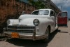 comme-neuve-photos-de-classic-cars-de-cuba-collection-roll-in-la-habana-charles-guy-41 thumbnail