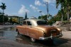 comme-neuve-photos-de-classic-cars-de-cuba-collection-roll-in-la-habana-charles-guy-44 thumbnail