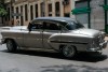 comme-neuve-photos-de-classic-cars-de-cuba-collection-roll-in-la-habana-charles-guy-6 thumbnail