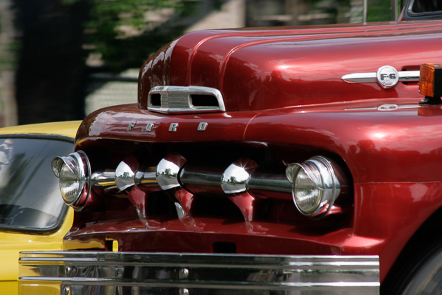 Old trucks et autres camions des années 50 - Cuba - Photo de Charles GUY