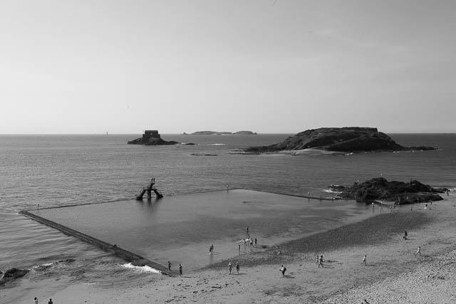 Forts et balises - Photos de la Côte d'émeraude - Saint-Malo, Dinard - par Charles GUY