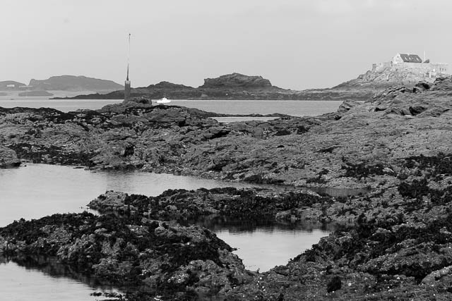 Forts et balises - Photos de la Côte d'émeraude - Saint-Malo, Dinard - par Charles GUY