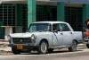 les-europeennes-photos-de-classic-cars-de-cuba-collection-roll-in-la-habana-charles-guy-24 thumbnail