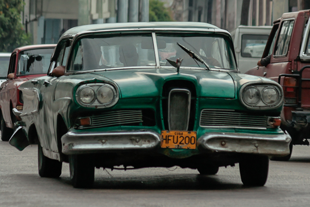 Monstres et Cie - Classic cars de Cuba - Photo de Charles GUY