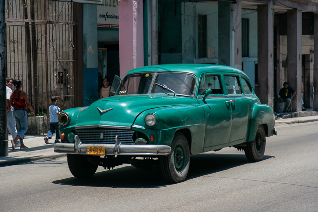 Monstres et Cie - Classic cars de Cuba - Photo de Charles GUY