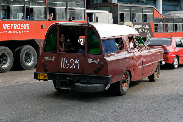 Monstres et Cie - Classic cars de Cuba - Photo de Charles GUY