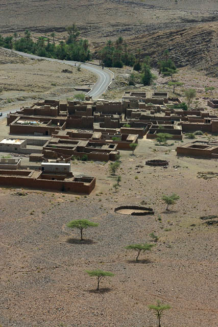 Architecture de terre du Sud marocain - Photos de Charles GUY