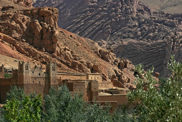 Architecture de terre du Sud marocain - Photos de Charles GUY