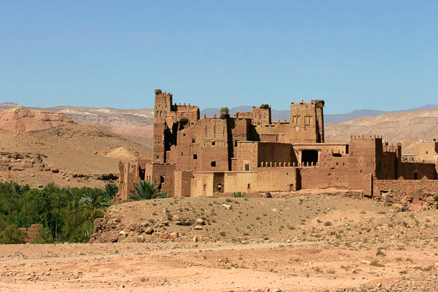 Tamdaght - Architecture de terre du Sud marocain - Photos de Charles GUY