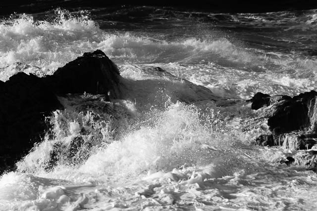 Surf, vagues, écume à Saint Lunaire - Bretagne - Photo Charles GUY